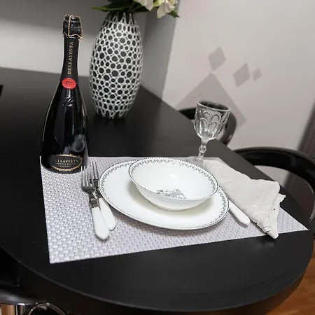 Studio In Grigio Luxury * 都灵